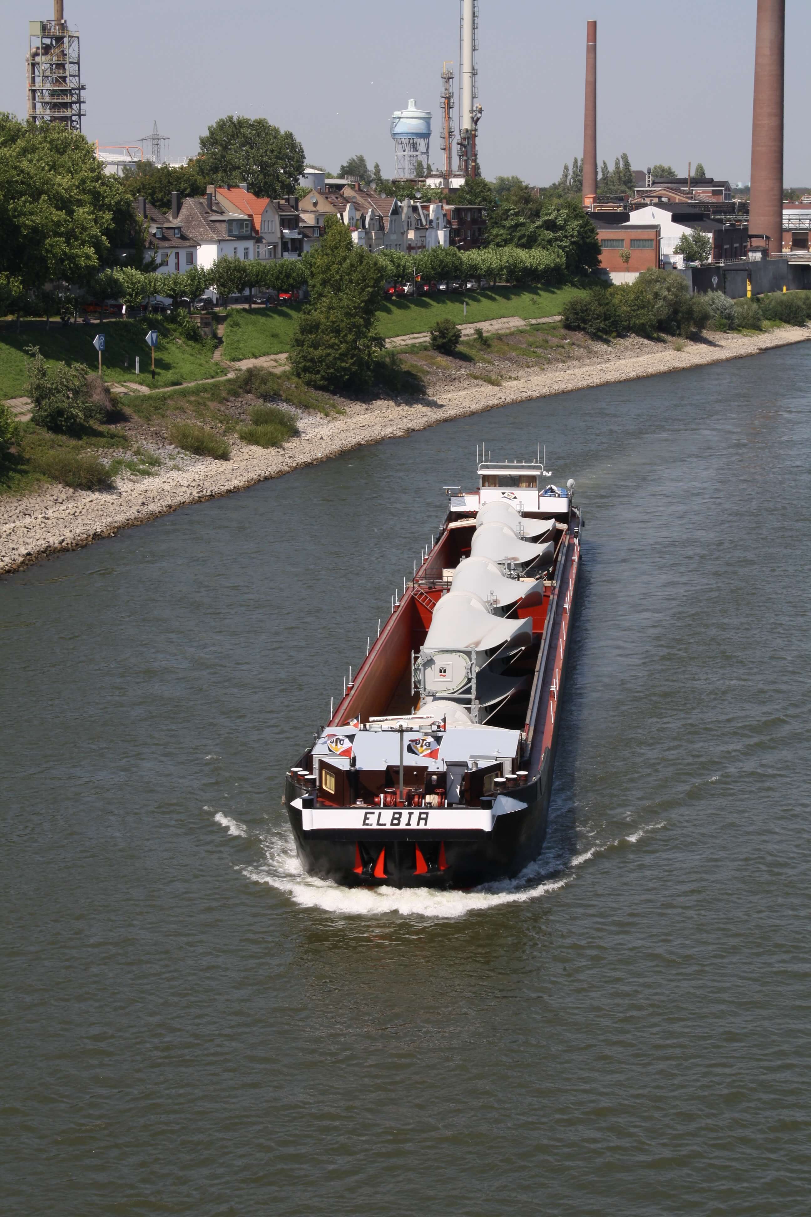 Binnenschiff der DTG auf europäischer Wasserstraße – Praxis-Anker der 15-jährigen Erfahrung